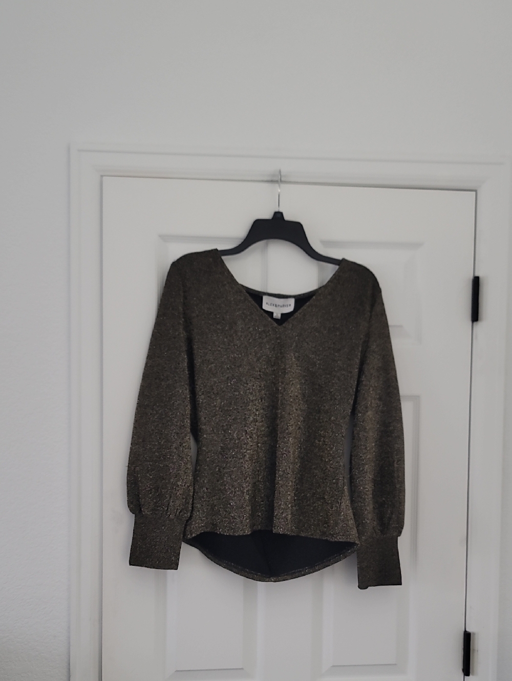Lafayette 148 New York Metallic Olive V-Neck Sweater
